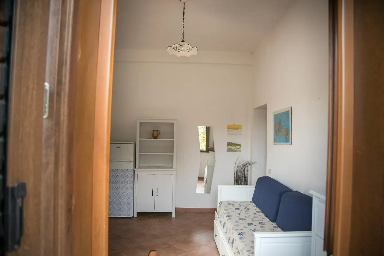 Case Canino Φαβινιάνα 0*,
